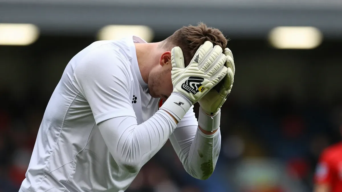 Gateshead lost 3-0 at Yeovil Town in the National League, with Stephen Walker and Luke McCormick scoring for the hosts in...