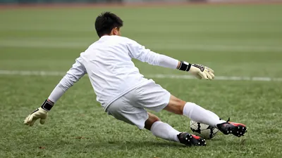 Gateshead have added goalkeeper Noah Phillips on loan from Leyton Orient until December 2026 to provide cover and...